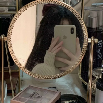 微博很火的女生头像图片
