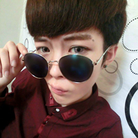 Very popular and cool QQ avatar boy