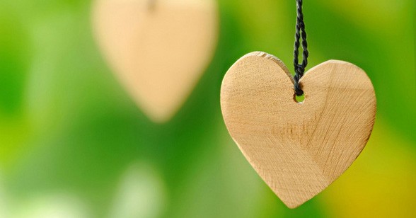 Love starts from the heart Beautiful heart-shaped pictures