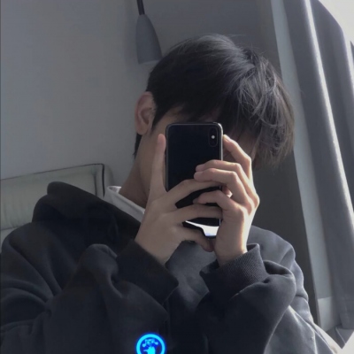 Sad boy WeChat avatar