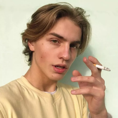 High-definition handsome avatar pictures of European and American boys in 2021