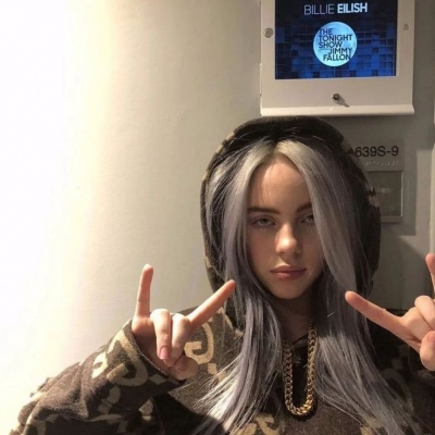 高清超高质量的小众女头图片