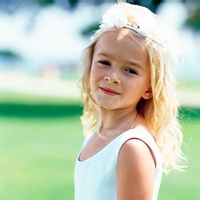 Beautiful European and American beautiful and cute little girl avatar pictures