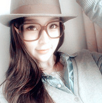 Beautiful innocent girl wearing hat avatar picture