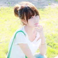 Beautiful and good-looking qq avatar of girls with fresh and beautiful artistic conception