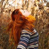 Avatar picture of beautiful girl wearing scarf in winter