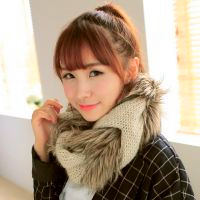 Avatar picture of beautiful girl wearing scarf in winter