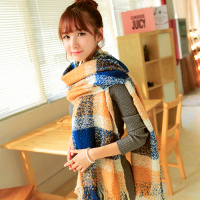 Avatar picture of beautiful girl wearing scarf in winter