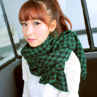 Avatar picture of beautiful girl wearing scarf in winter