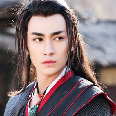 High definition handsome ancient style cold real man picture avatar