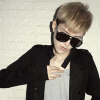 QQ boys real handsome avatar sunshine picture