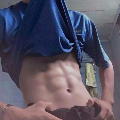 High-definition handsome and realistic abdominal muscle photo avatar