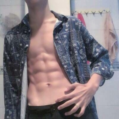 High-definition handsome and realistic abdominal muscle photo avatar