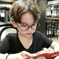 Real and handsome WeChat avatar little boy picture