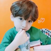 Real and handsome WeChat avatar little boy picture