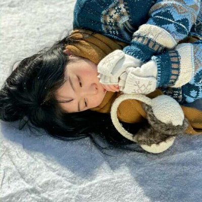 A collection of high-definition winter girls' WeChat avatars and beautiful pictures