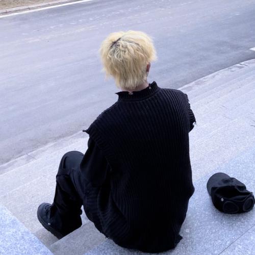 A cool boy's avatar looking at the lonely scenery alone