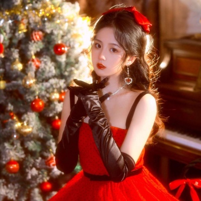 HD beautiful and beautiful Christmas avatar girl pictures