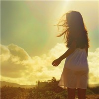 Beautiful sunset artistic conception qq avatar girl picture