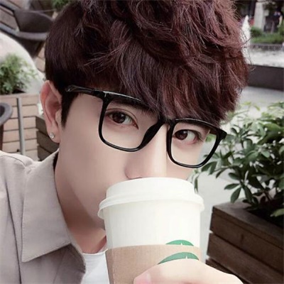 Real person handsome boy QQ avatar