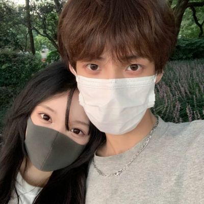 WeChat avatars for literary couples