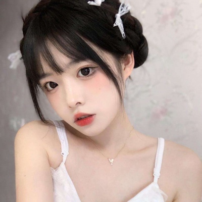 High-definition WeChat avatar pictures of girls attracting peach blossoms