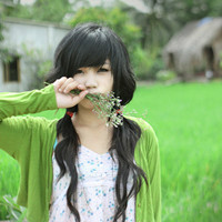 WeChat avatar, forest style aesthetic picture, girl