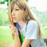 WeChat avatar, forest style aesthetic picture, girl