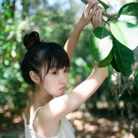 QQ avatar girl's business environment is beautiful and foresty