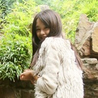 Simple and good-looking QQ girl avatars, elegant and forest pictures