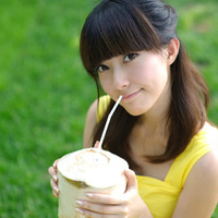 The qq avatar of the beautiful forest girl is fresh, natural and beautiful