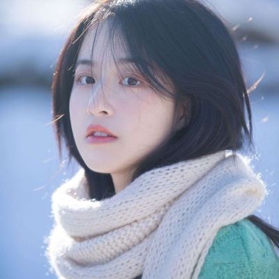 High-definition, fresh and beautiful winter girls' beautiful qq avatar pictures