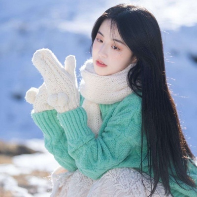 High-definition, fresh and beautiful winter girls' beautiful qq avatar pictures