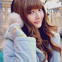 QQ avatar girl is lively and cheerful