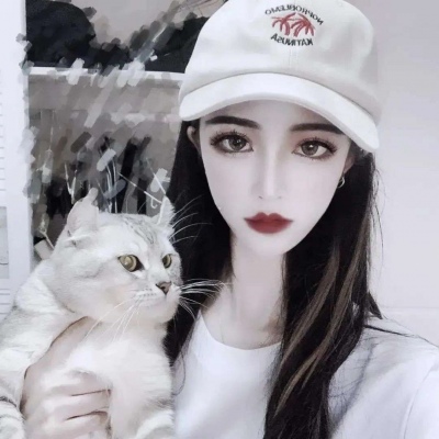 Real girl holding pet avatar HD picture