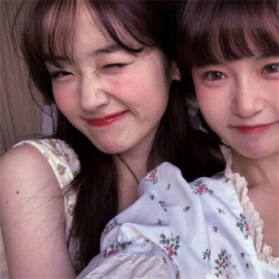 A pair of two cute avatars of fairy-like best friends. A complete collection of beautiful high-definition best friend pictures of innocent girls.