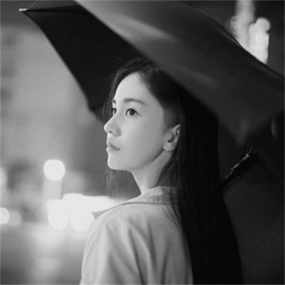 QQ avatar of a girl, domineering, cool and cool, black and white avatar, a collection of real-life HD pictures of cool temperament girls