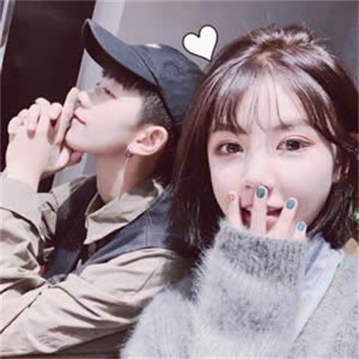 Super sweet high-definition real-person pictures of couples, a collection of two romantic WeChat pictures of a beautiful couple