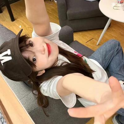 Pictures of playful and cute energetic girls. Good-looking avatars for WeChat of beautiful beauties.