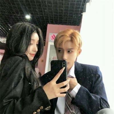 WeChat couple avatars, one half for couples only, beautiful real person romantic WeChat avatar pictures