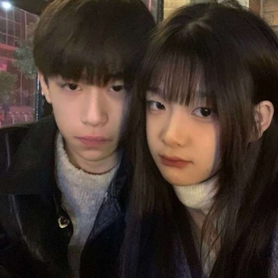 The couple's avatars are super good-looking. A real couple, one on the left and one on the right. A collection of pictures of the most popular WeChat avatars of beautiful couples.