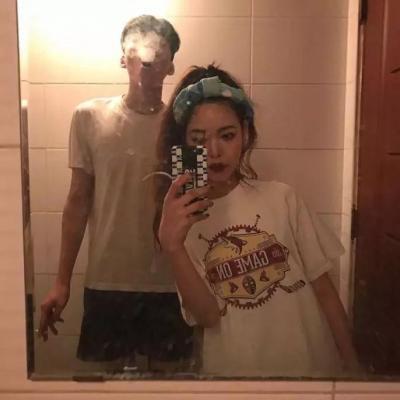 Stylish and good-looking couple avatars, one man and one woman, a collection of sweet and loving couple real-life WeChat avatars