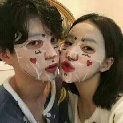 Stylish and good-looking couple avatars, one man and one woman, a collection of sweet and loving couple real-life WeChat avatars