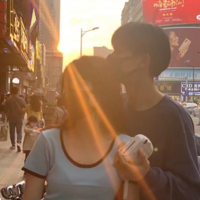 Couple's avatar is super sweet, a real couple's first couple, the latest WeChat avatar pictures of beautiful couples