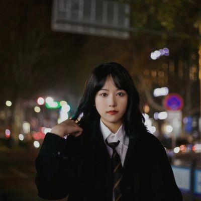 比较撩人的头像女生高清图片