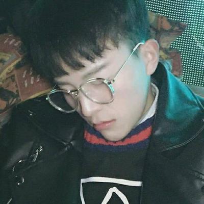 Boy's avatar is clean, fresh, handsome, high-definition and cold. A complete collection of temperamental boys' real-life WeChat avatar pictures.