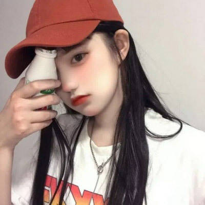 WeChat avatar pictures of women who are domineering and cold. A collection of super attractive real girl WeChat avatar pictures.