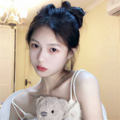 Douyin's high-end avatars are clean and elegant. Long-haired girls' avatars are gentle and sweet, high-definition photo albums.