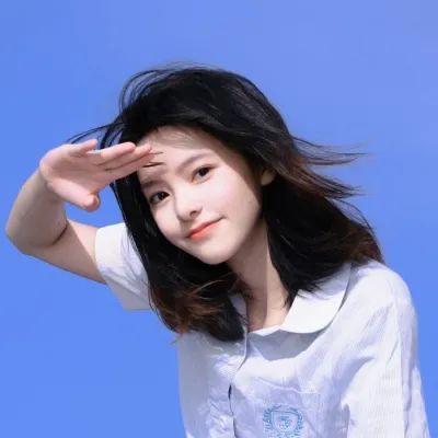 2022 beautiful girl's avatar is very temperamental, super pretty and very popular. The female head is gentle, clean and has a super cool temperament.