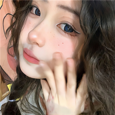 I love the face-grabbing and pure-desire WeChat female head, which is suitable for teasing men.